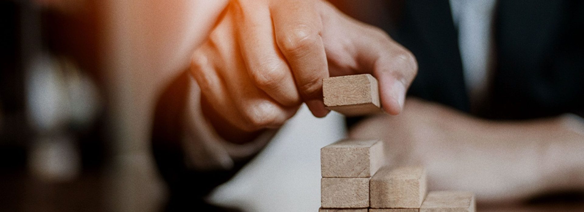 3915a5613f9de127a383f95810da23020f252c6c-2500x1011