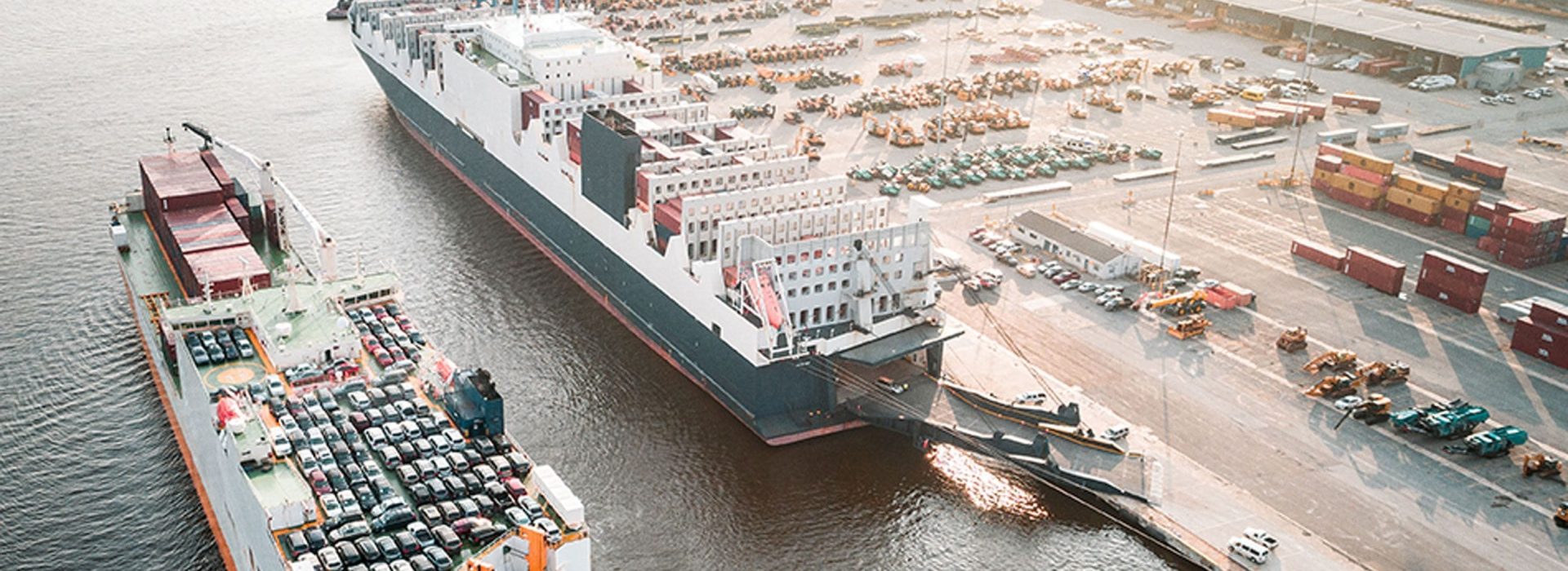 42f436af4c97a73aa02c8f60ce21dda0d8be473f-2500x1011