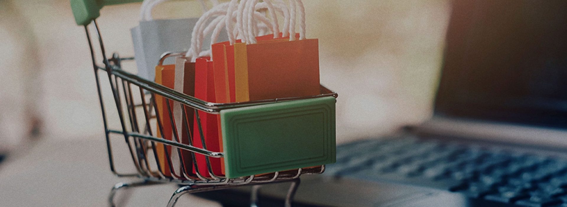 7118070be0a09f6c60716a3115dcdaf511ff5941-2500x1011